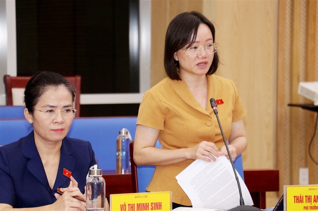 90-c-chung-4031.jpg