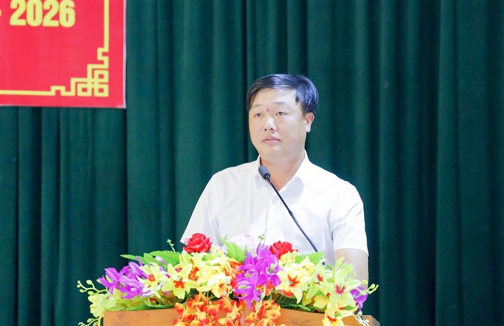chu-tich-huyen-1677.jpg