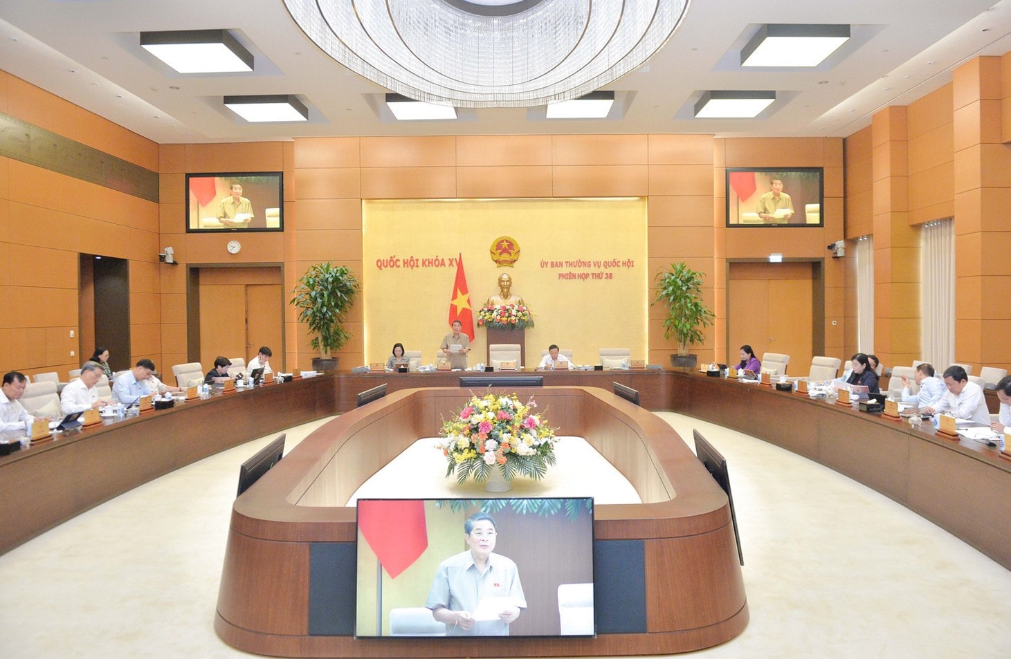 tv1-3852.jpg