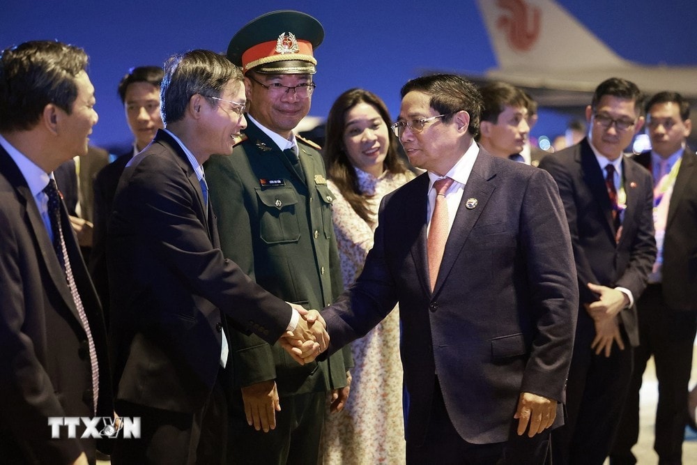 Thủ tướng Phạm Minh Chính rời thủ đô Vientiane (Lào), kết thúc chuyến tham dự Hội nghị Cấp cao ASEAN lần thứ 44, 45. Ảnh: Dương Giang/TTXVN