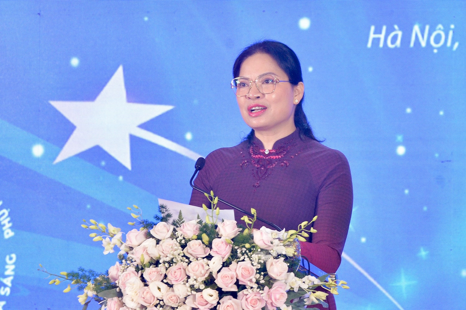 Chủ tịch Hội Liên hiệp Phụ nữ Việt Nam Hà Thị Nga phát biểu