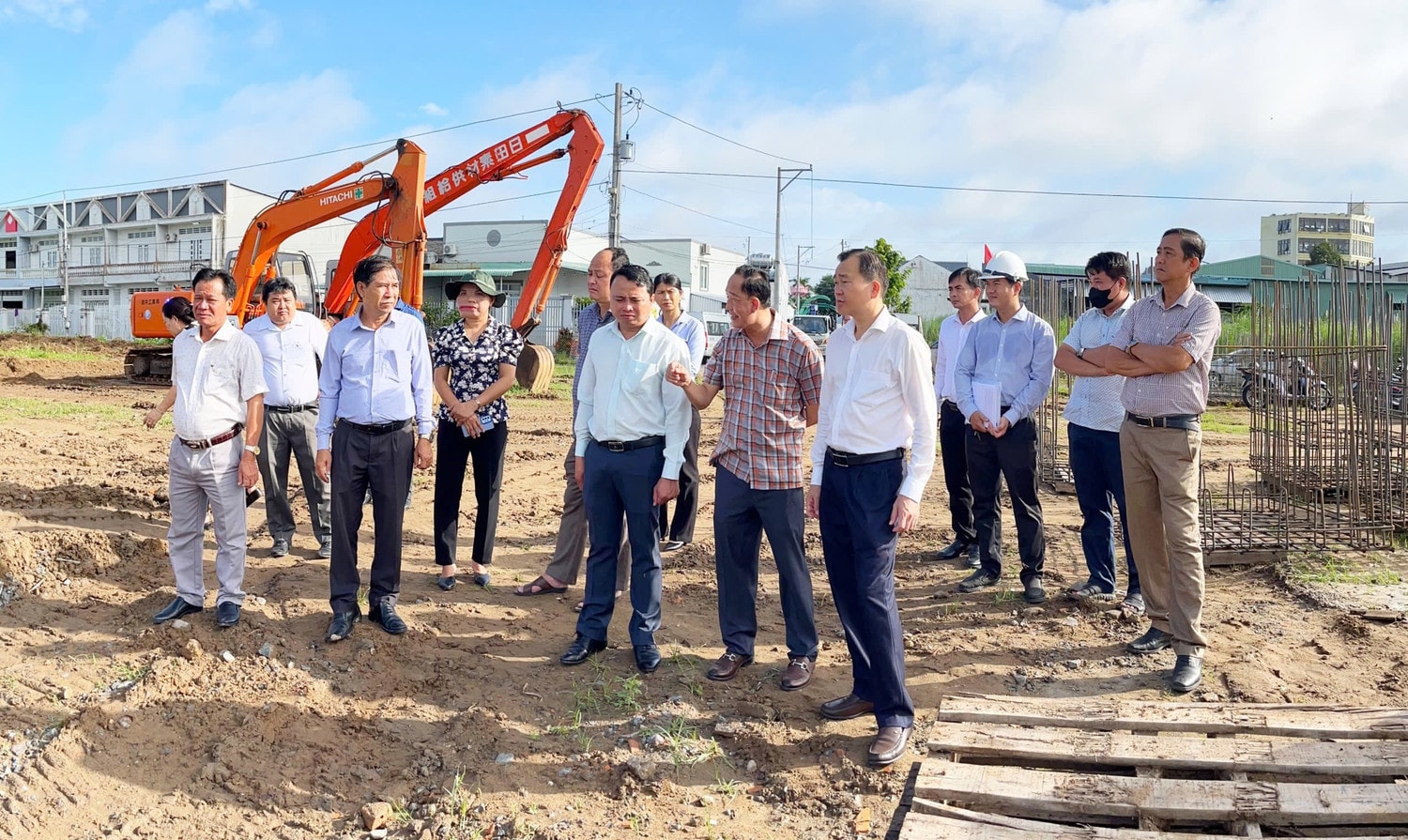 Thường trực HĐND tỉnh khảo sát tại một dự án do Ban Quản lý Dự án ODA tỉnh làm chủ đầu tư.jpg