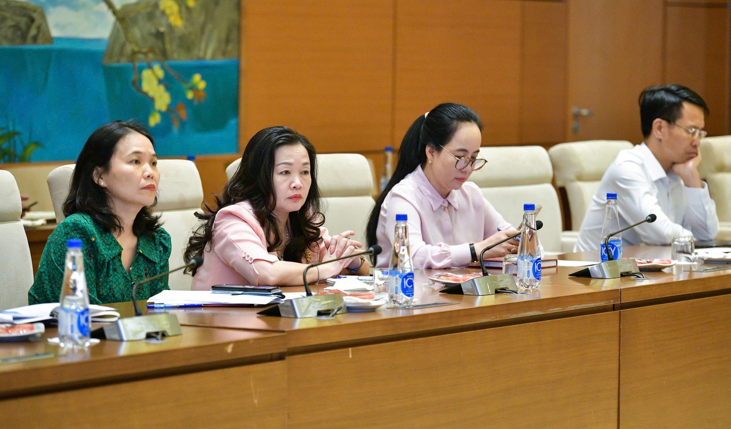 Các đại biểu tham dự Hội nghị