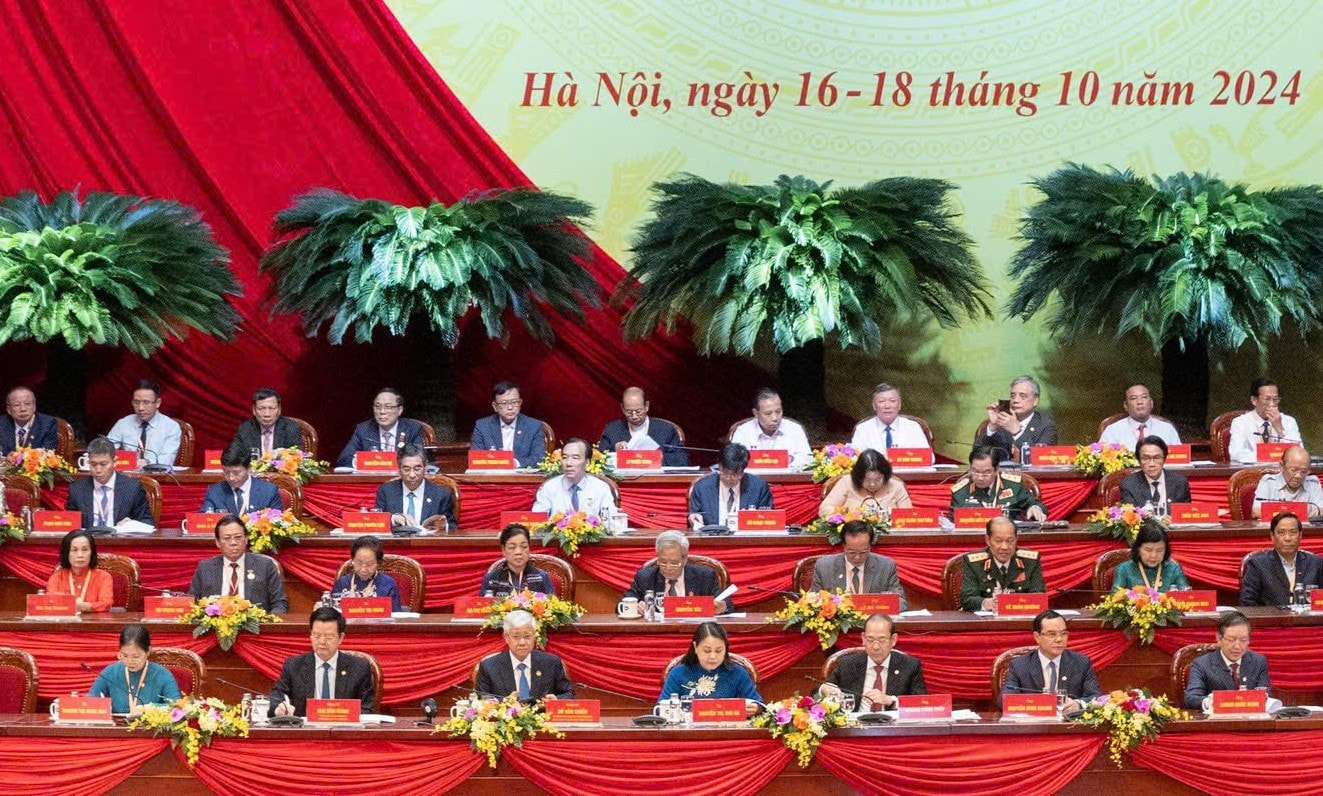 Đoàn Chủ tịch tại Đại hội. Ảnh: Quang Khánh