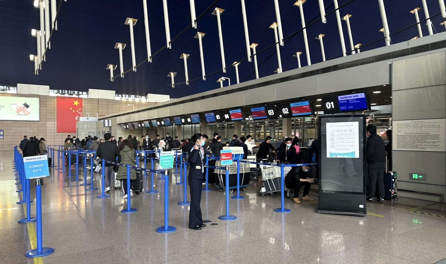 anh-3-viec-chuyen-nha-ga-sang-t1-nham-dam-bao-hanh-khach-khi-bay-cung-vietnam-airlines-va-cac-hang-thanh-vien-cua-lien-minh-skyteam-se-co-trai-nghiem-bay-tot-hon-hanh-ly-noi-chuyen-thuan-loi-va-an-toan-hon-anh-v-6829.jpg