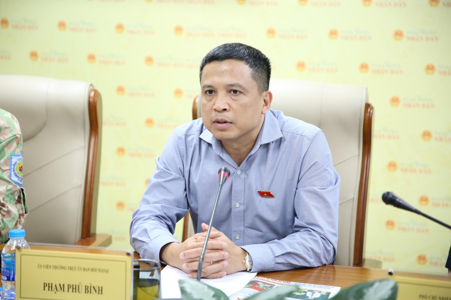phamphubinh-4-5780.jpg