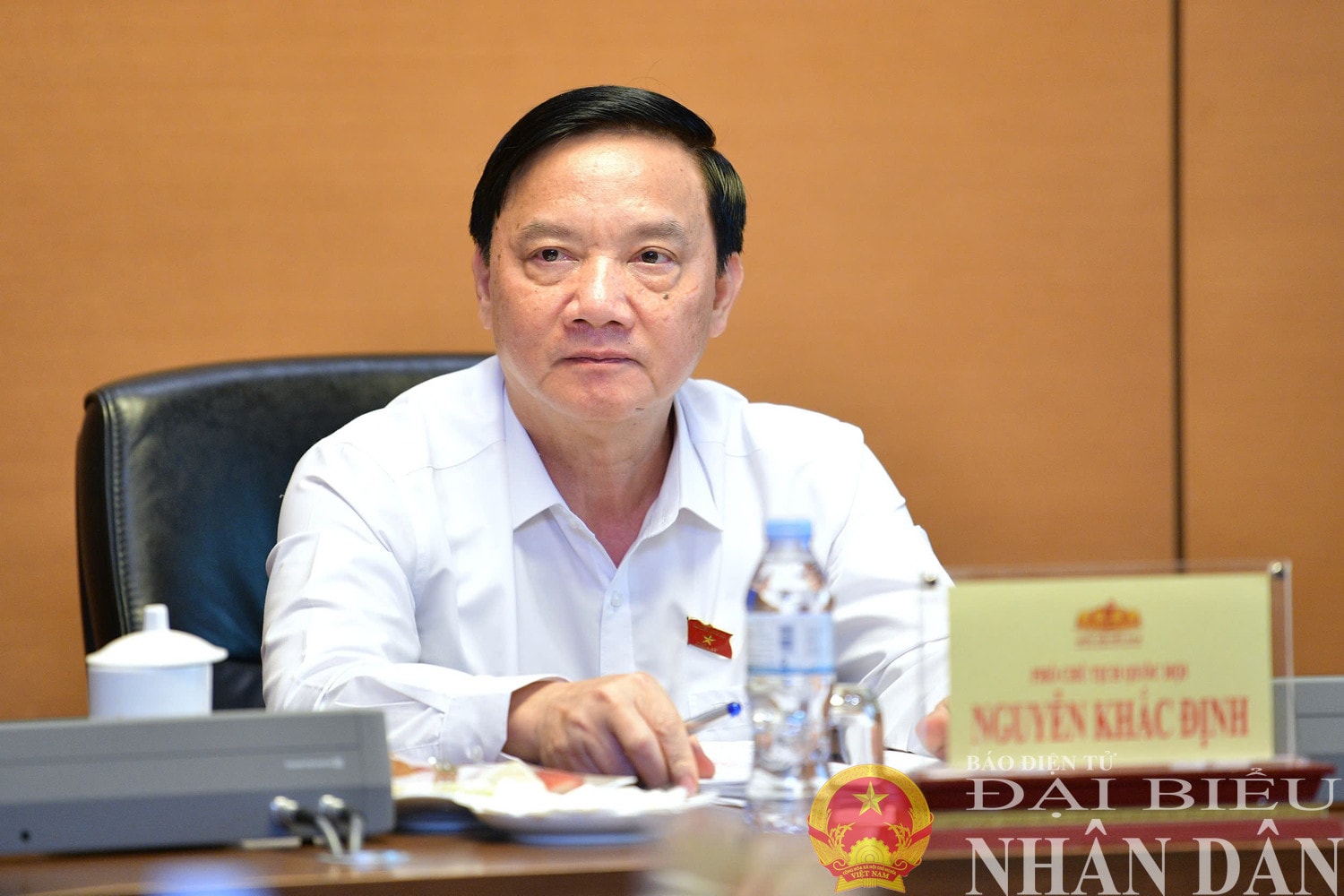 Phó Chủ tịch Quốc hội Nguyễn Khắc Định phát biểu tại cuộc làm việc. Ảnh: Lâm Hiển