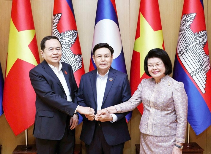 ctqh-lao-a2-9757-7228-5770.jpg