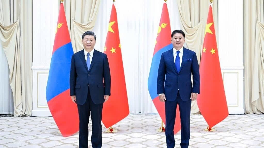 Chủ tịch Trung Quốc Tập Cận Bình và Tổng thống Mông Cổ Ukhnaa Khurelsukh bên lề Diễn đàn Vành đai và Con đường lần thứ ba tại Bắc Kinh năm 2023. Ảnh: Tân Hoa Xã