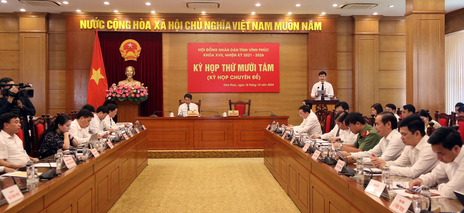 Toàn cảnh kỳ họp