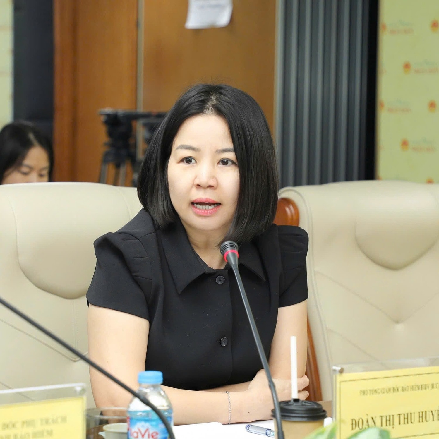 ba-huyen-1-9987.jpg