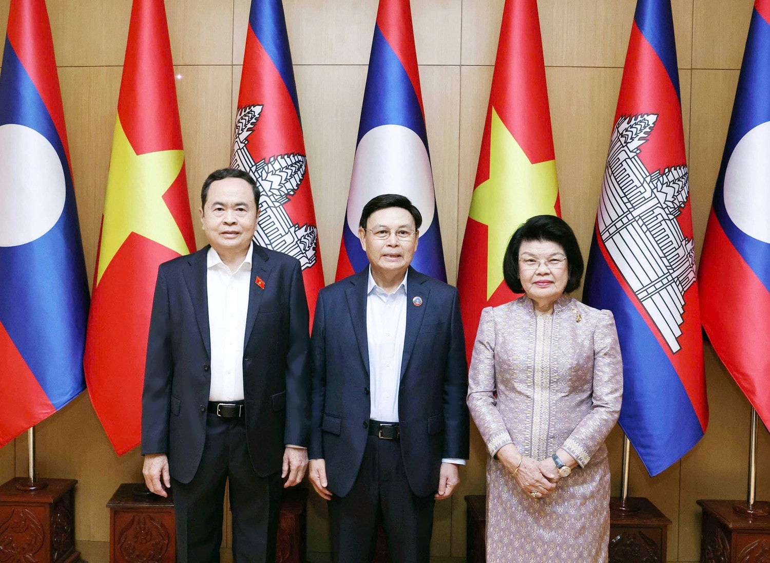 ctqh-lao-8867.jpg