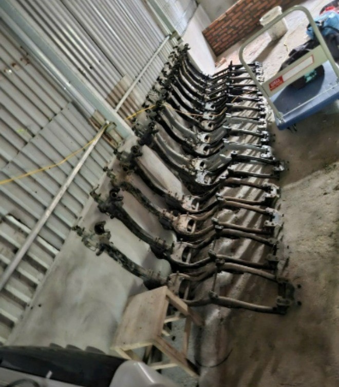 22-5765-8125.jpg