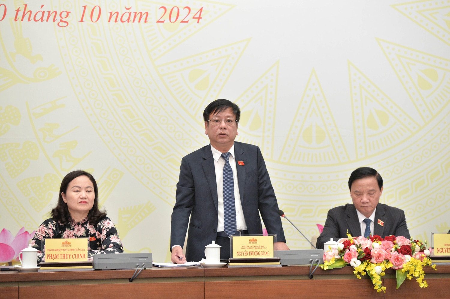 Phó Tổng Thư ký Quốc hội, Phó Chủ nhiệm Ủy ban Pháp luật Nguyễn Trường Giang