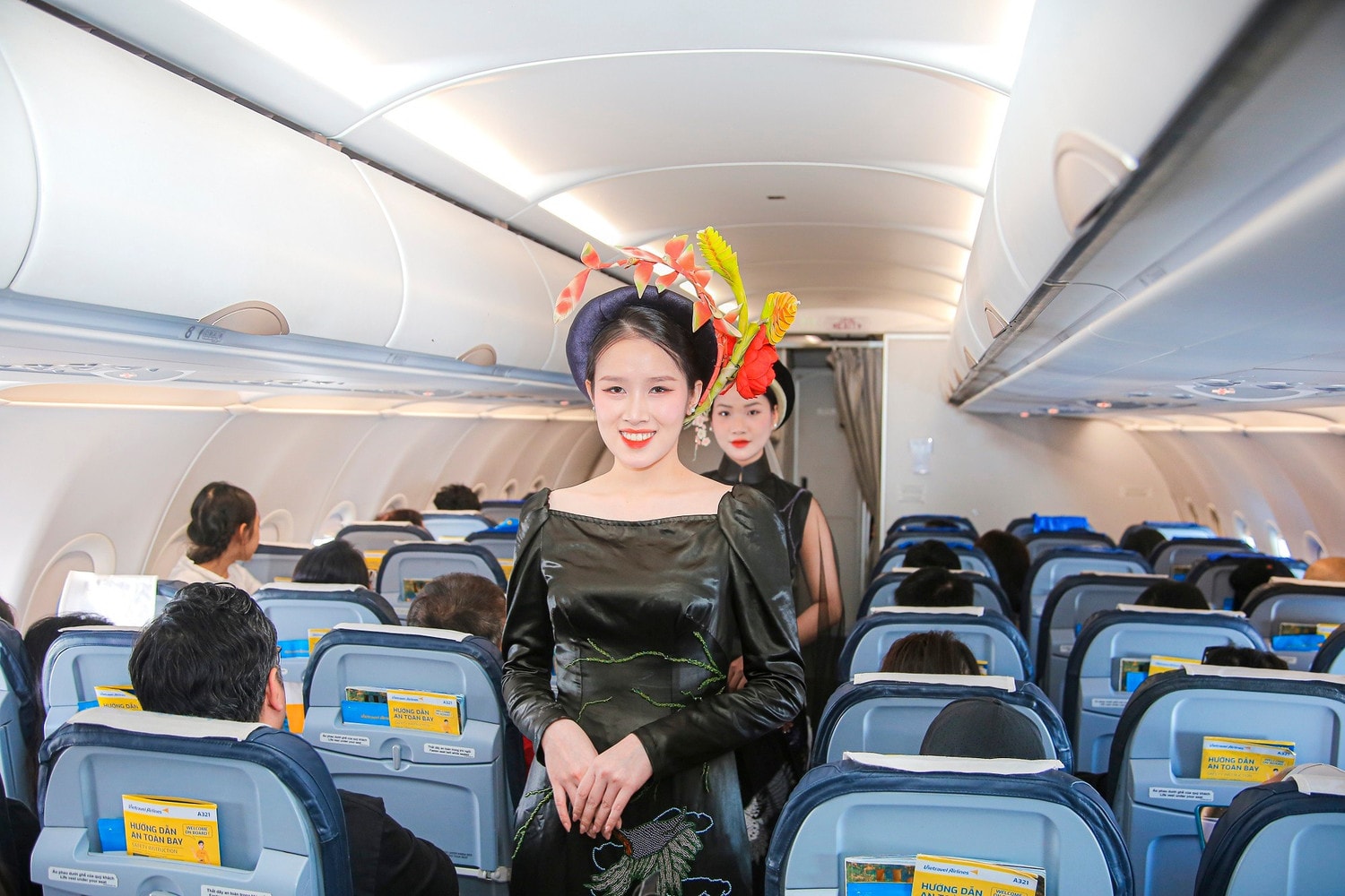 anh-2-vai-lanh-my-a-duoc-menh-danh-la-nu-hoang-to-lua-anh-vt-9934.jpg