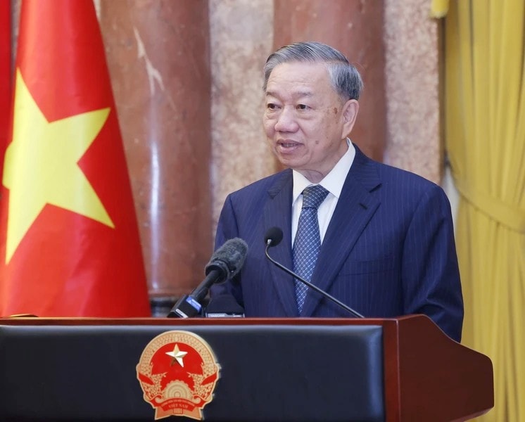 to-lam-a4-1373-4902.jpg
