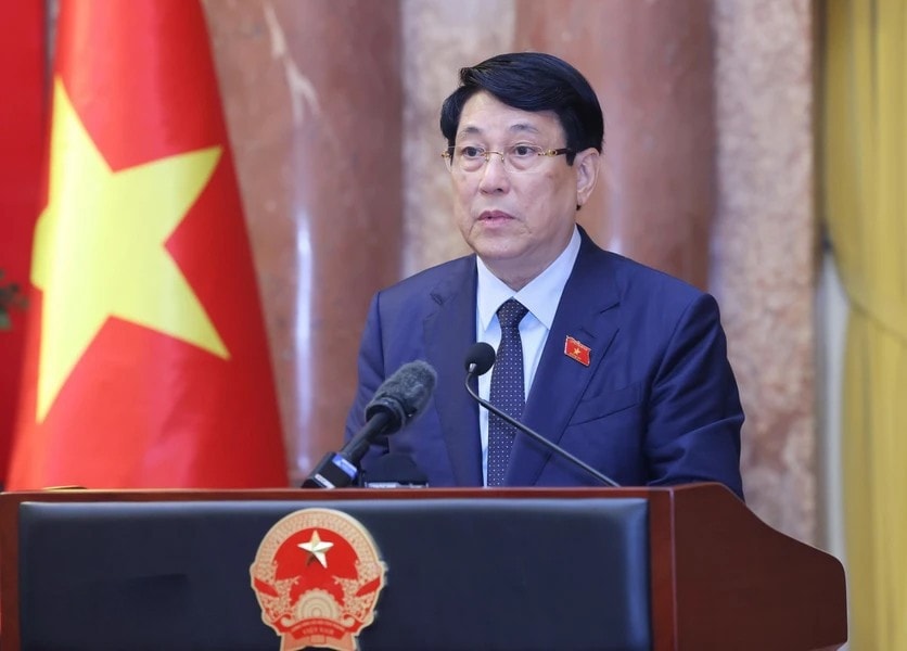 to-lam-a5-2866-1597.jpg