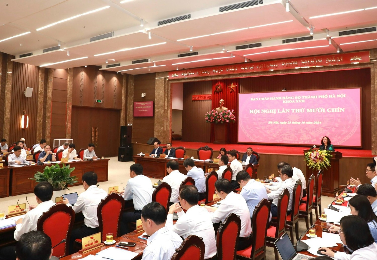 hoi-nghi-bch-ha-noi-8452-4453.jpeg