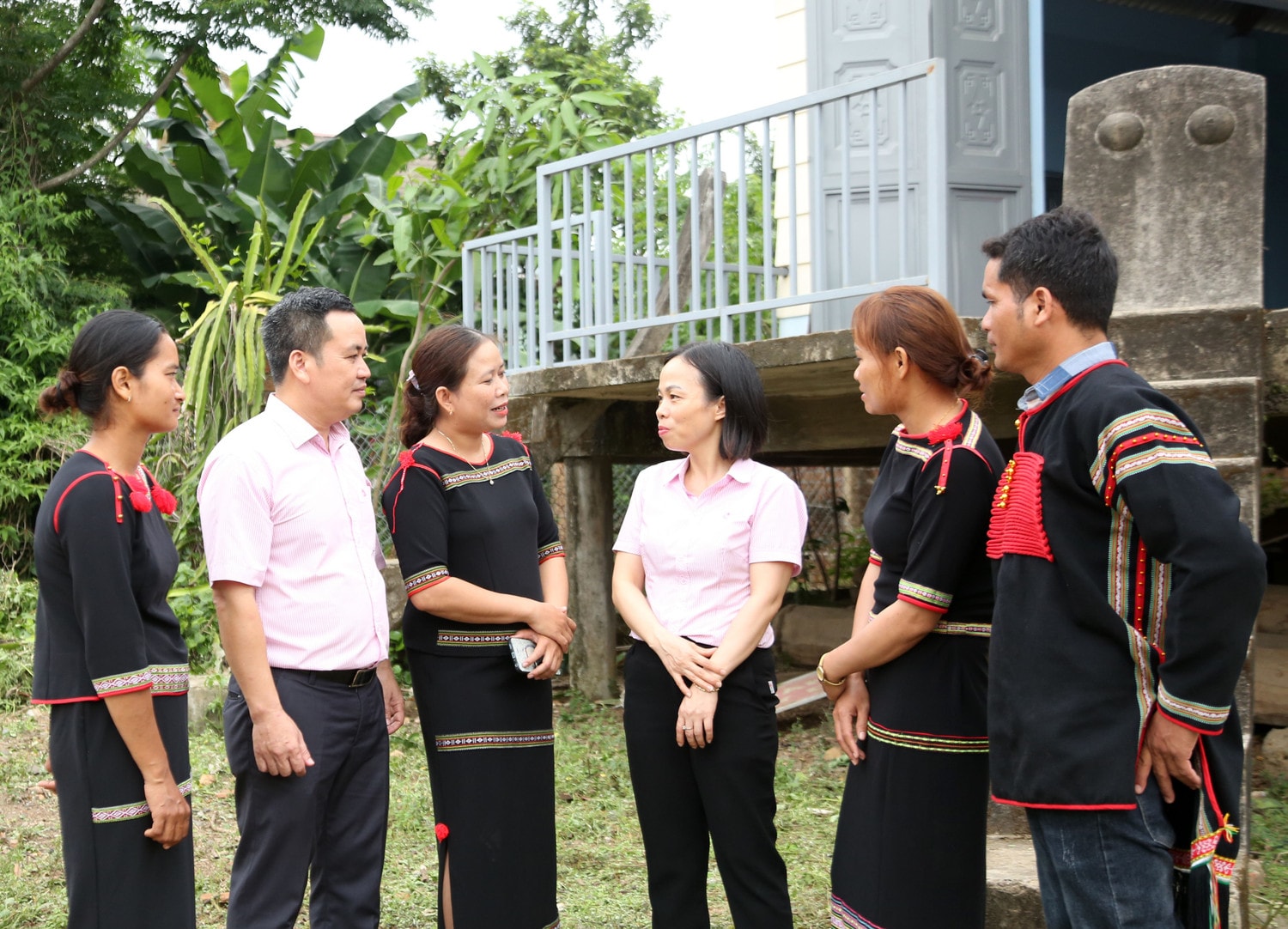 anh-bai-2-7911-6587.jpg