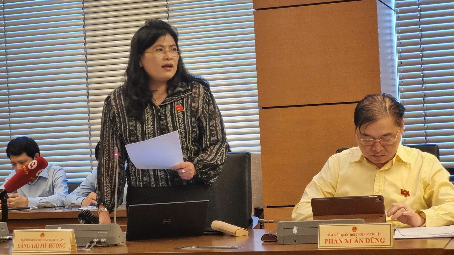 ba-huong-6229-5503.jpg