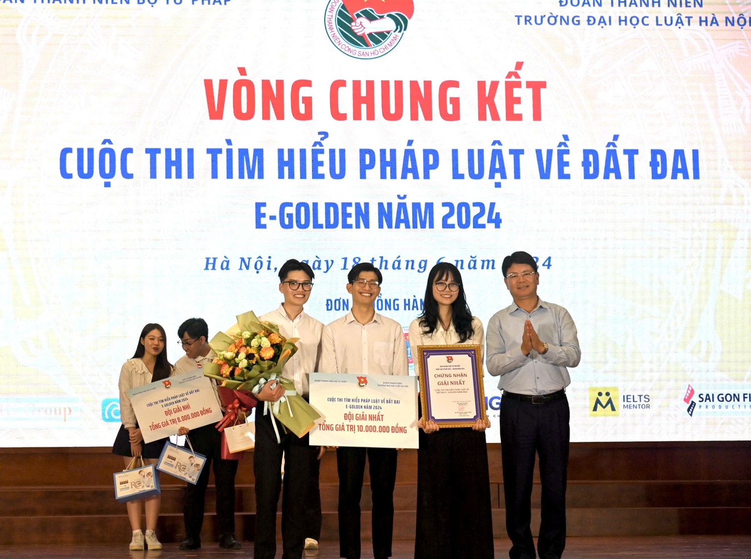 anh-bai-4-anh-doi-giai-nhat-3140-8272.jpg