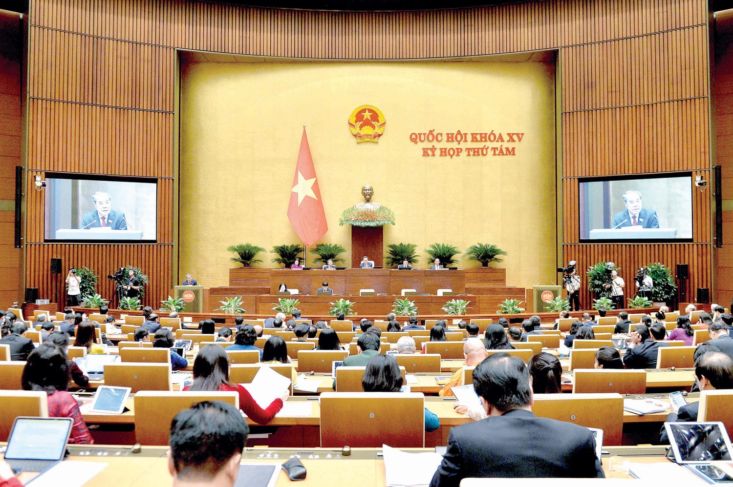 toan-canh-truong-ban-dan-nguyen-4042-4277.jpg