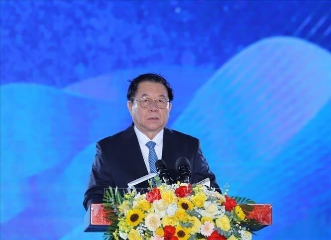 Nguyen Trong Nghia, Politburo member, Secretary of the Party Central Committee and Chairman of the Party Central Committee’s Commission for Information and Education, addresses the ceremony. (Photo: VNA) Nguyen Trong Nghia, Politburo member, Secretary of the Party Central Committee and Chairman of the Party Central Committee’s Commission for Information and Education, addresses the ceremony. (Photo: VNA)