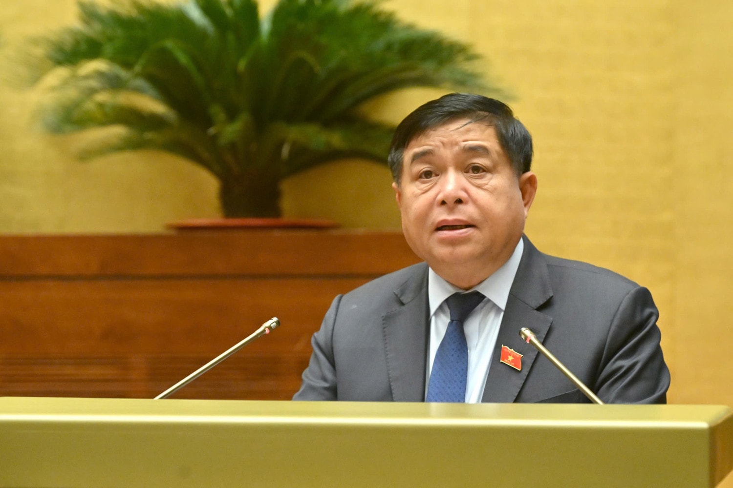 bo-truong-bo-ke-hoach-va-dau-tu-nguyen-chi-dung.jpg