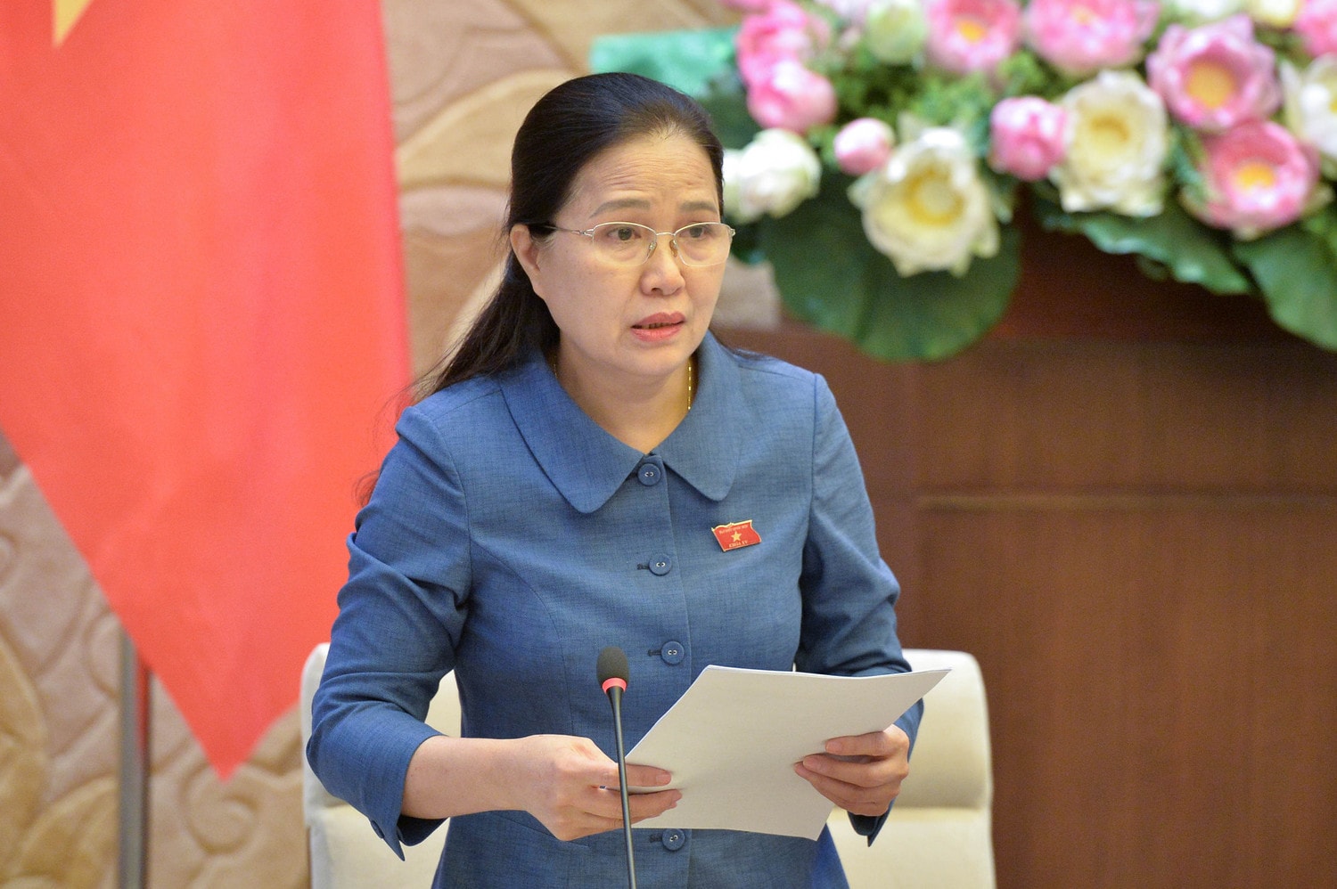 pho-chu-nhiem-uy-ban-xa-hoi-do-thi-lan.jpg