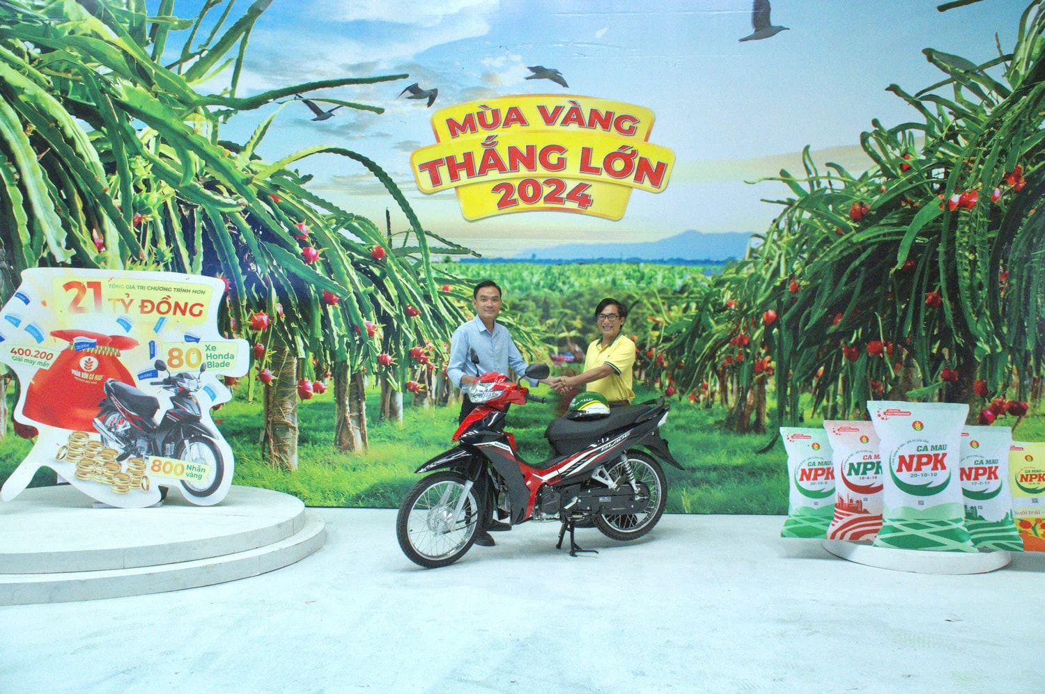 h1-anh-nguyen-hong-phuoc-nhan-giai.jpg