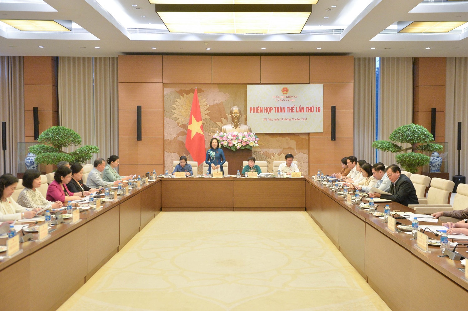 toan-canh.jpg
