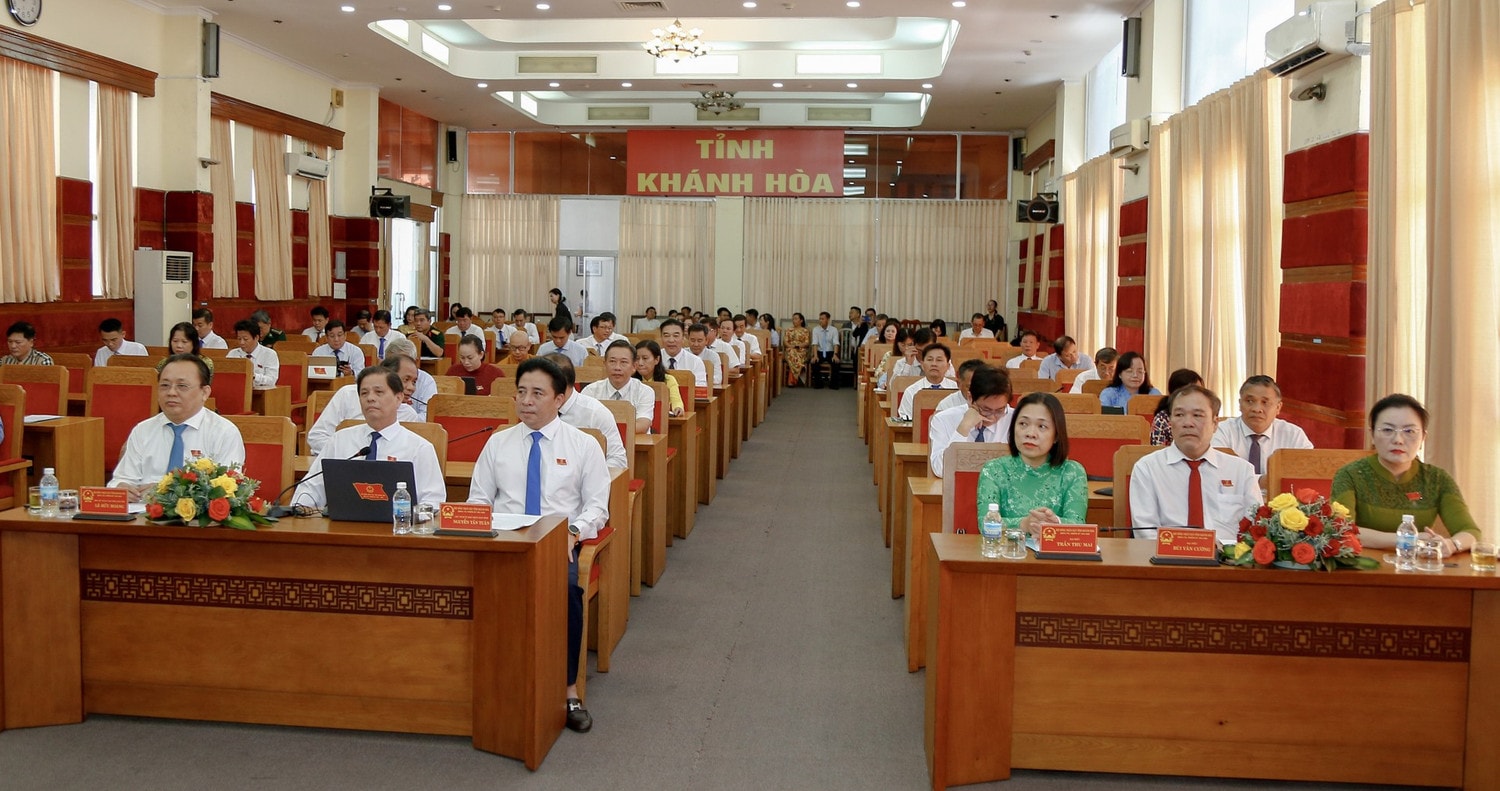 cac-dong-chi-lanh-dao-va-dai-bieu-ve-du-ky-hop-chuyen-de-hdnd-tinh-khoa-vii-20241031121140.jpg