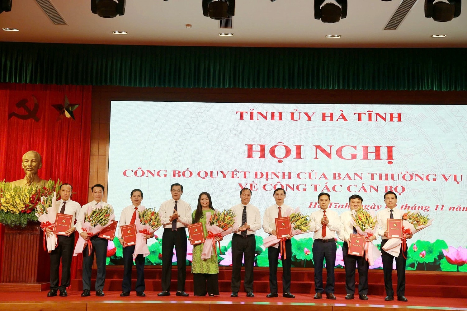 anh-13-9165.jpg