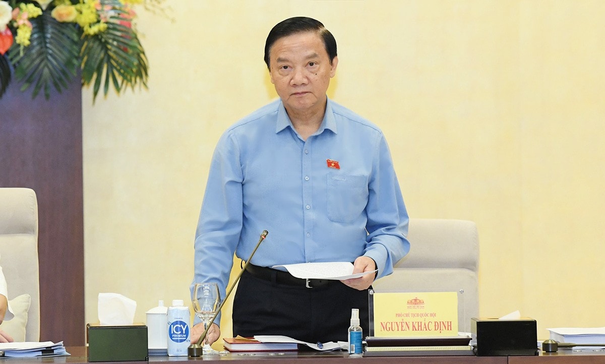 khac-dinh.jpg