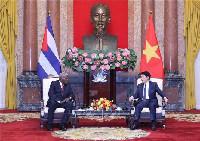 Chủ tịch nước Lương Cường hội kiến Chủ tịch Quốc hội Chính quyền Nhân dân Cuba Esteban Lazo Hernandez. Ảnh: Lâm Khánh/TTXVN