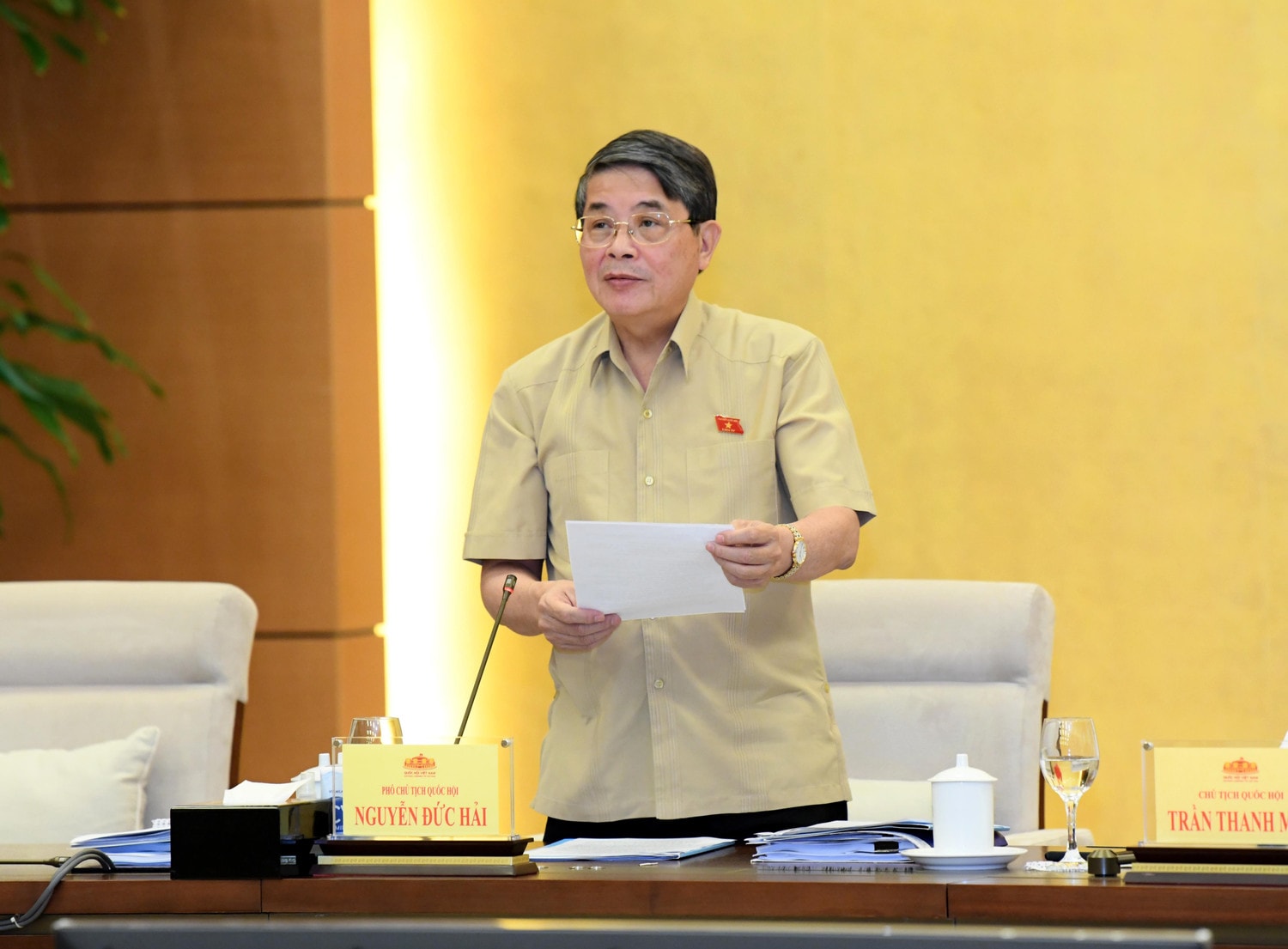 Phó Chủ tịch Quốc hội Nguyễn Đức Hải điều hành phiên họp. Ảnh: Lâm Hiển