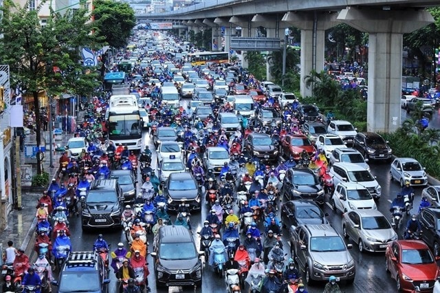 Traffic congestion on Nguyen Trai street, Hanoi's Thanh Xuan district. (Photo: VNA) Traffic congestion on Nguyen Trai street, Hanoi's Thanh Xuan district. (Photo: VNA)