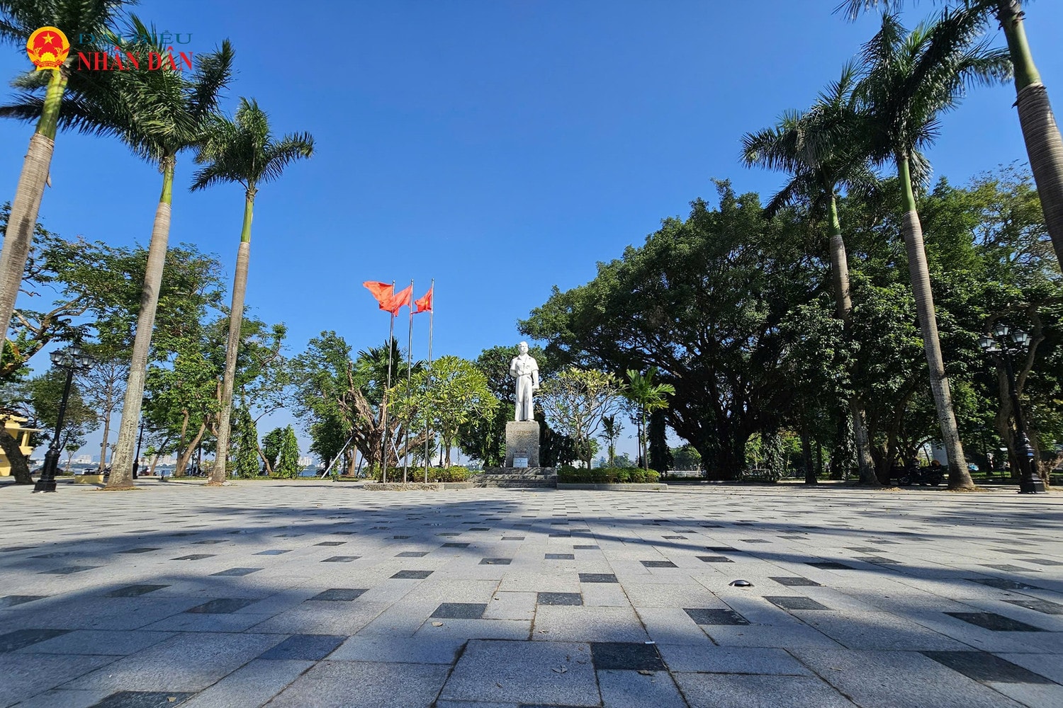 vuon-hoa-ly-tu-trong-ha-noi-2024-7.jpg