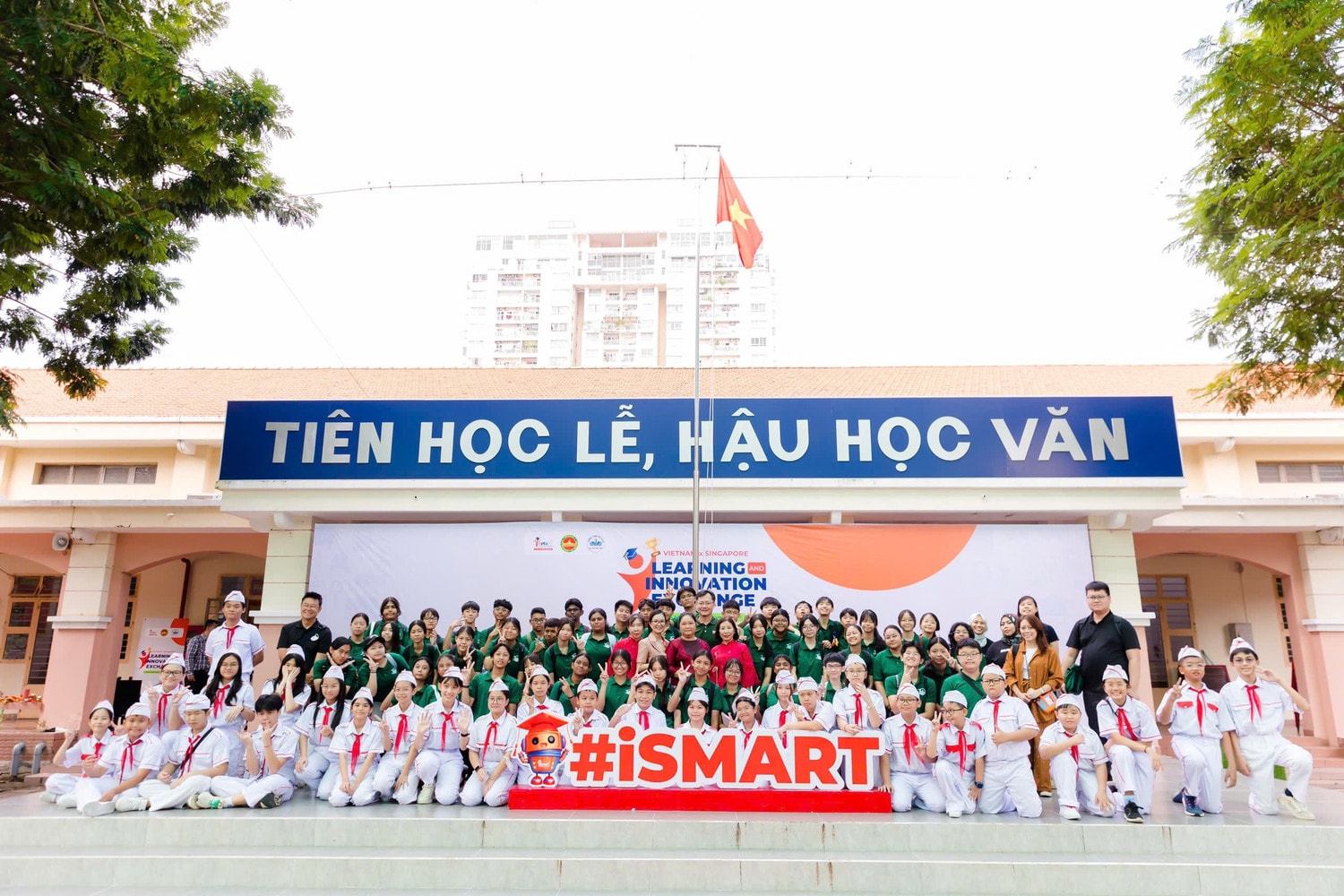 Chương trình được tổ chức bởi iSMART Education tại Trường THCS Nguyễn Hữu Thọ (HCM)