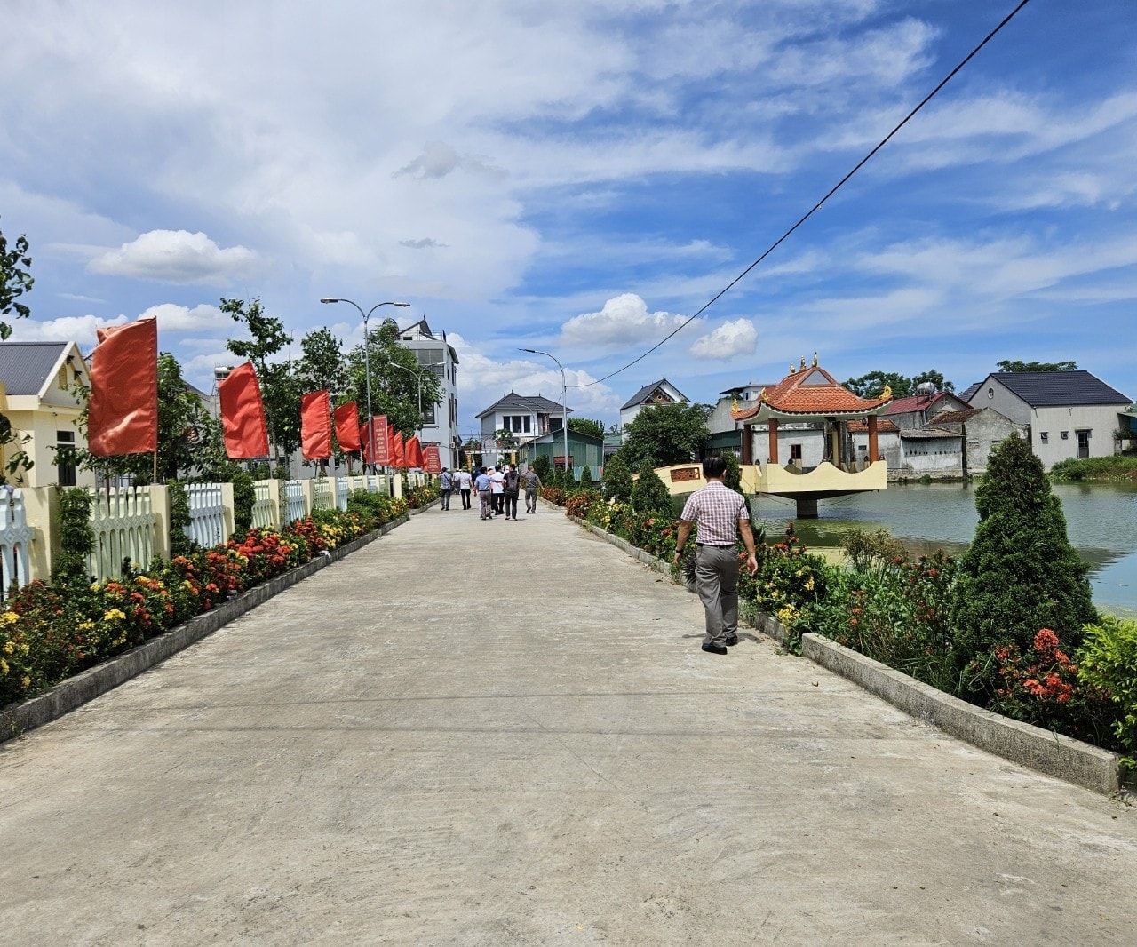 dien-mao-cac-xa-mien-nui-dat-chuan-ntm-o-thanh-hoa-khang-trang-sach-dep.jpg