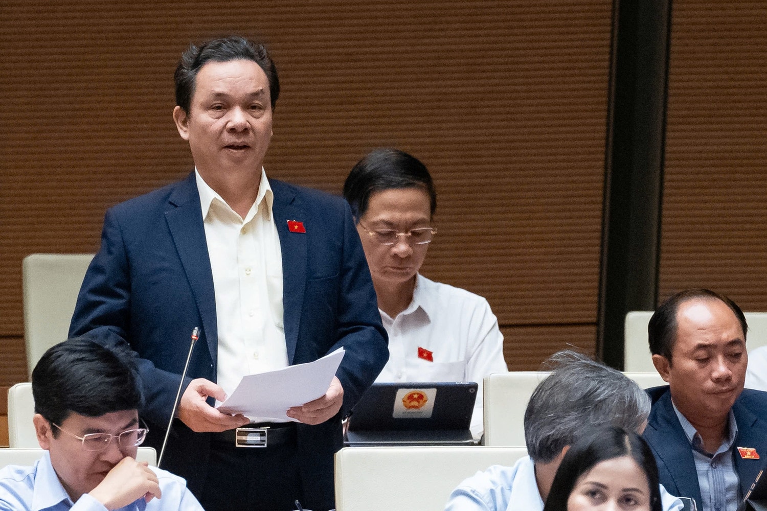 hoang-van-cuong.jpg