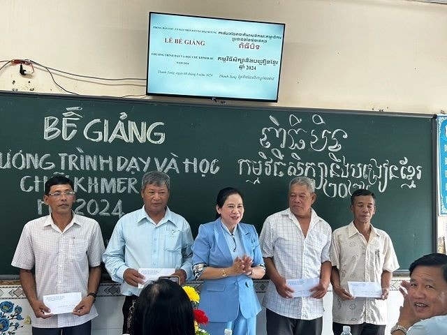 khmer-1.jpg