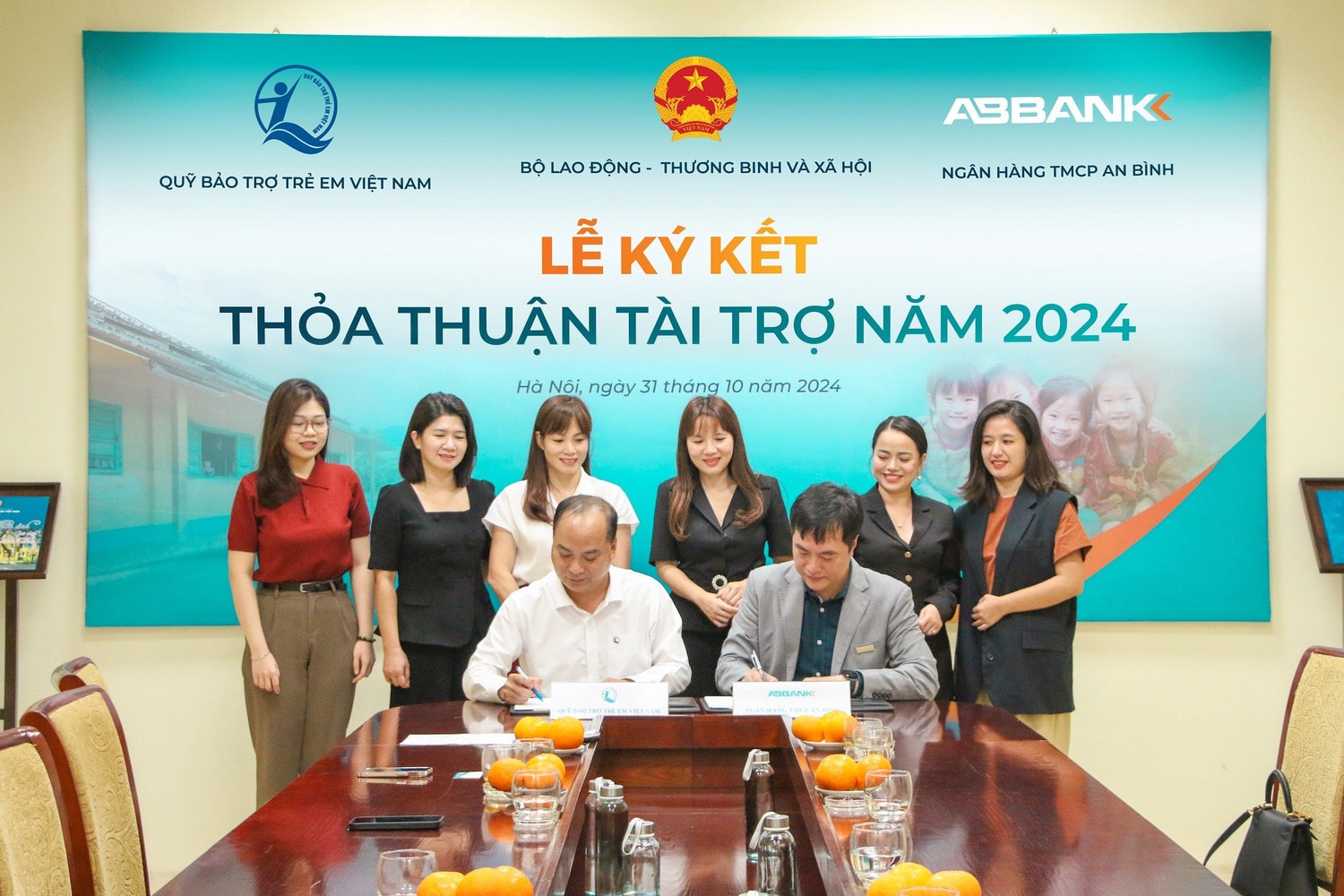 h2-abbank-va-quy-bttevn-bay-to-su-tran-trong-voi-moi-quan-he-hop-tac-va-ky-vong-su-hop-tac-nay-se-ngay-cang-ben-chat-gop-phan-lan-toa-nhieu-dieu-tot-dep-cho-cong-dong.jpg