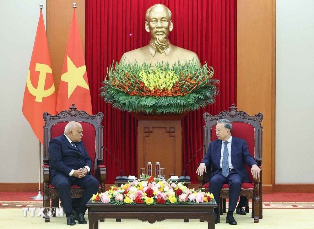 Tổng Bí thư Tô Lâm tiếp Đại sứ Cuba tại Việt Nam Orlando Nicolas Hernandez Guillen. Ảnh: Thống Nhất/TTXVN