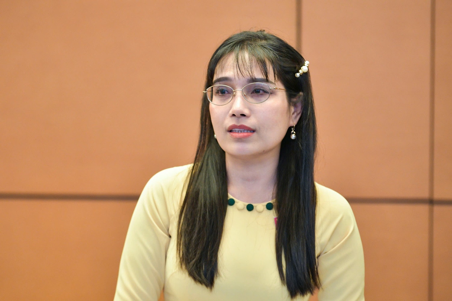 ĐBQH Châu Quỳnh Dao (Kiên Giang) phát biểu. Ảnh: Lê Bình
