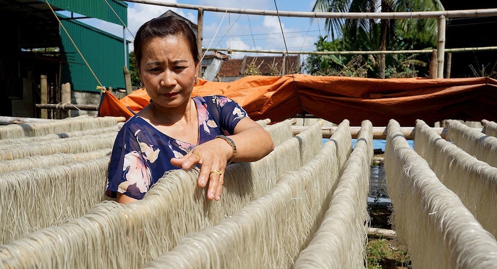 Nhiều sản phẩm OCOP được sản xuấttừ nông sản địa phương giúp người dân nâng cao thu nhập. Ảnh: Thu Trang