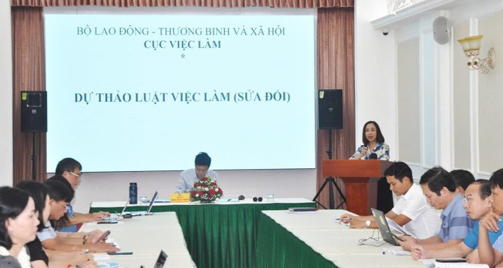 Toàn cảnh Hội nghị lấy ý kiến Dự thảo Luật Việc làm (sửa đổi) do Tổng Liên đoàn Lao động Việt Nam tổ chức. Ảnh: Bảo Hân