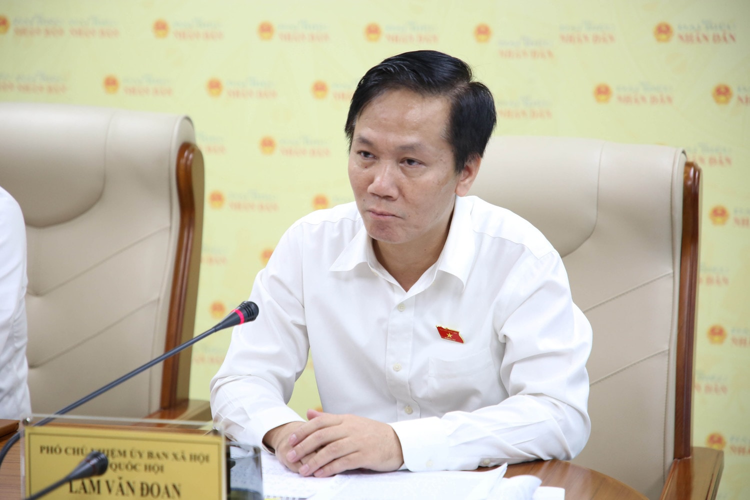 Phó Chủ nhiệm Ủy ban Xã hội Lâm Văn Đoan đánh giá Việt Nam đã trở thành một hình mẫu cho nhiều quốc gia đang phát triển trên thế giới về việc giảm nghèo, tăng trưởng kinh tế để bảo đảm chính sách xã hội
