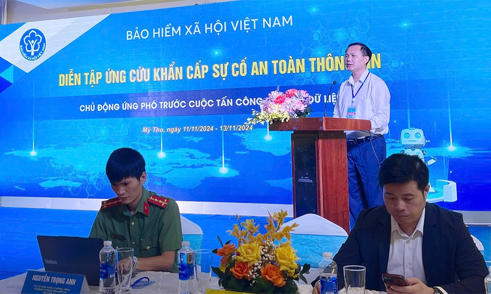 Phó Tổng Giám đốc BHXH Việt Nam Chu Mạnh Sinh phát biểu khai mạc cuộc diễn tập