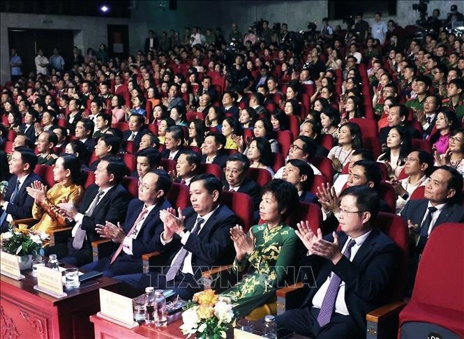 Các đại biểu dự chương trình. Ảnh: Thống Nhất/TTXVN